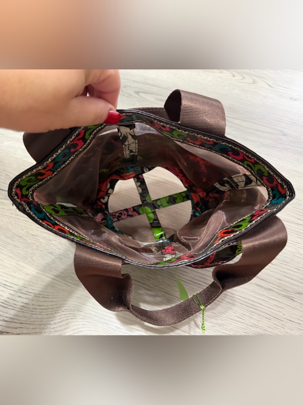 NEW Vera Bradley “Lola” Shower Caddy Mesh Freestanding Bottom Water Resistant - Picture 6 of 11